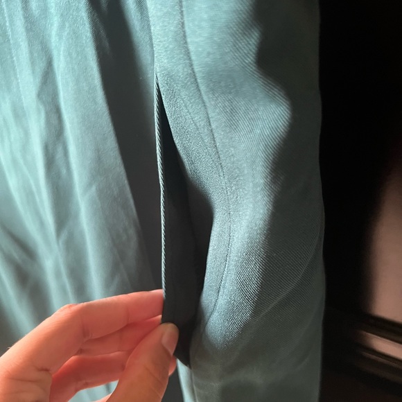 Women 2 pcs Green / Blue suit - Picture 10 of 13